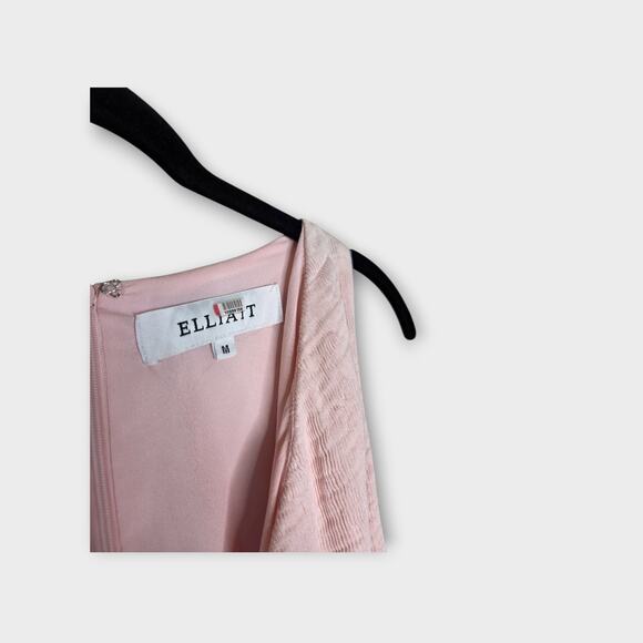 Elliatt Womens Arcadia Jumpsuit Peach Cropped M Soft Romantic Cut Out - Picture 4 of 7